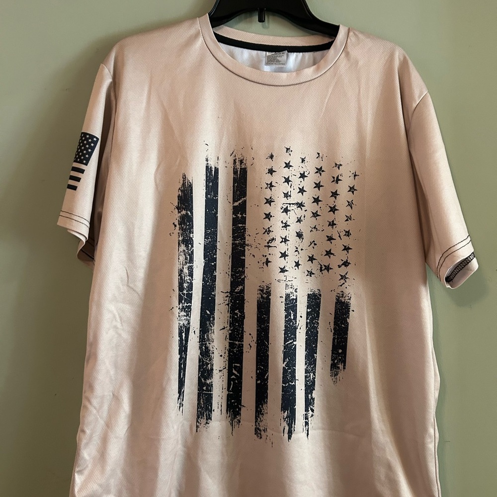 Men's Beige Graphic T-Shirt